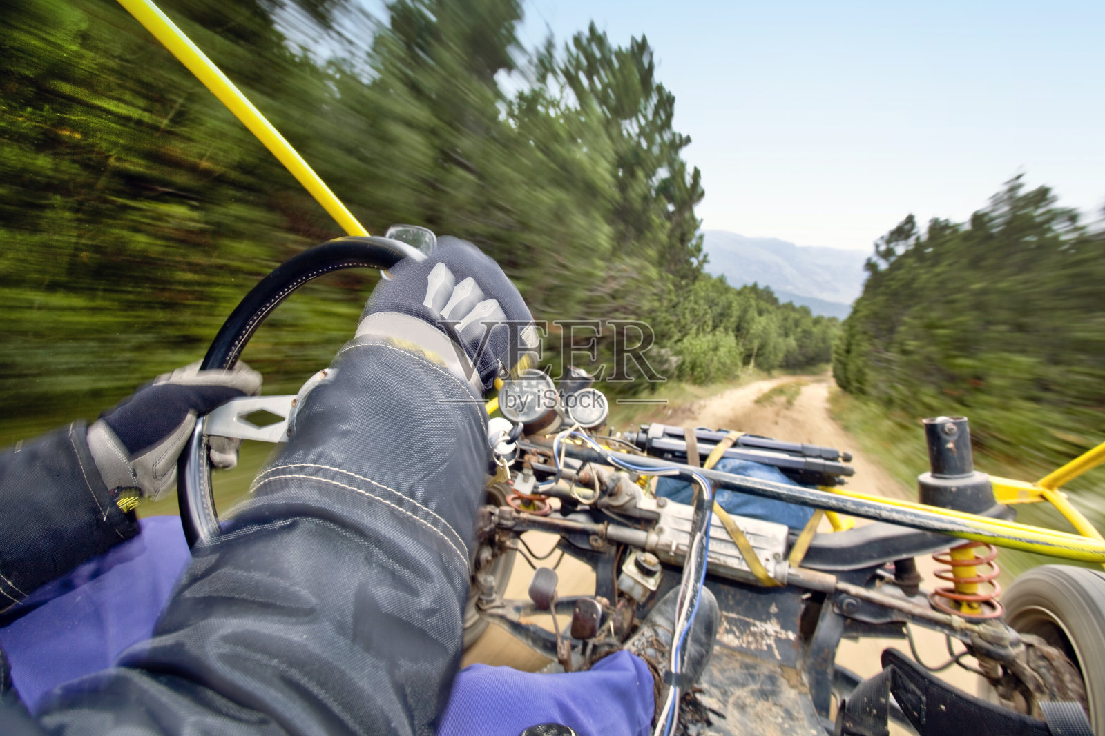 四轮驱动越野车极端照片摄影图片