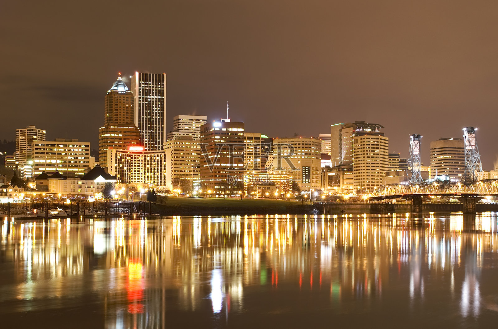 波特兰，俄勒冈城市景观照片摄影图片