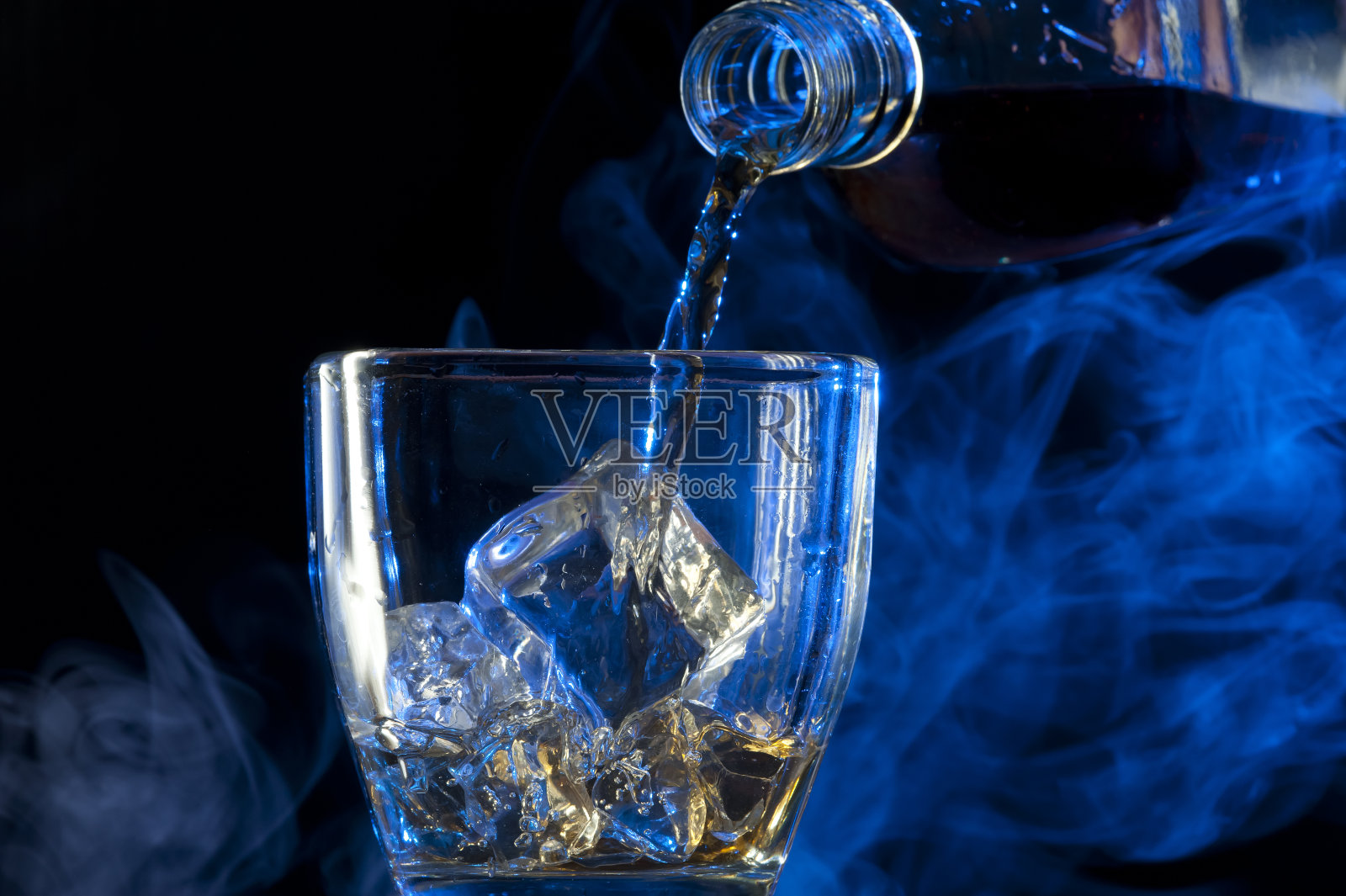 威士忌照片摄影图片