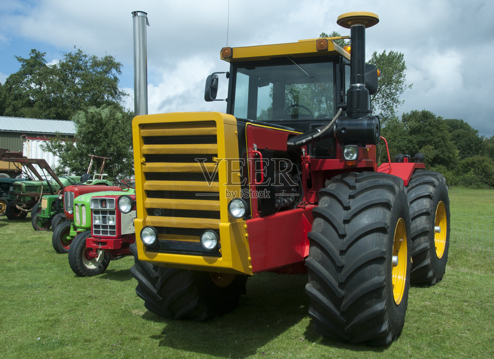 大轮机械照片摄影图片