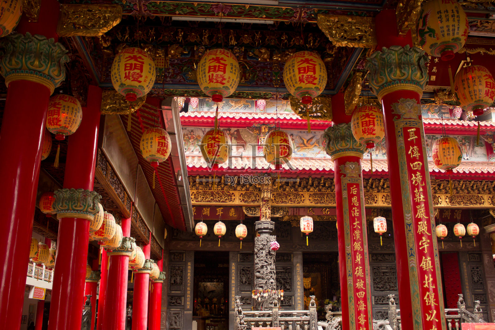 在天南的佛寺照片摄影图片