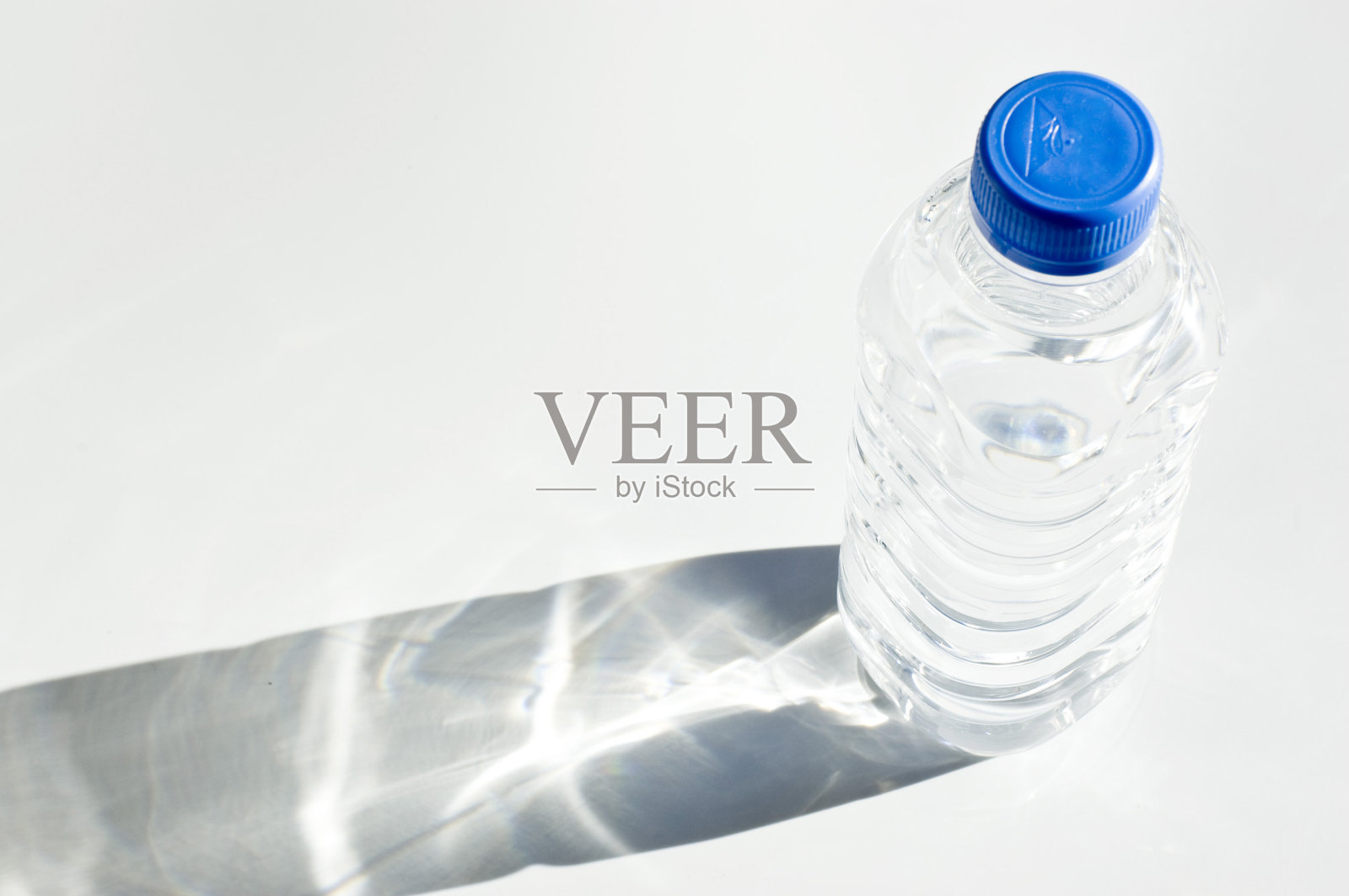 瓶装水照片摄影图片