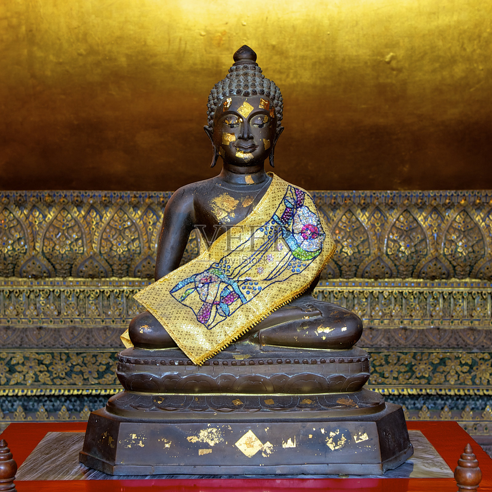 曼谷卧佛寺坐佛照片摄影图片