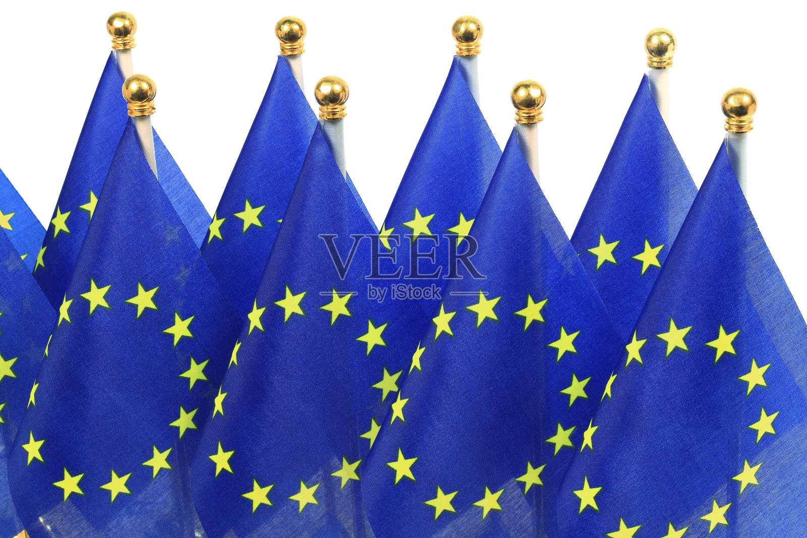 欧盟旗帜悬挂在旗杆上照片摄影图片