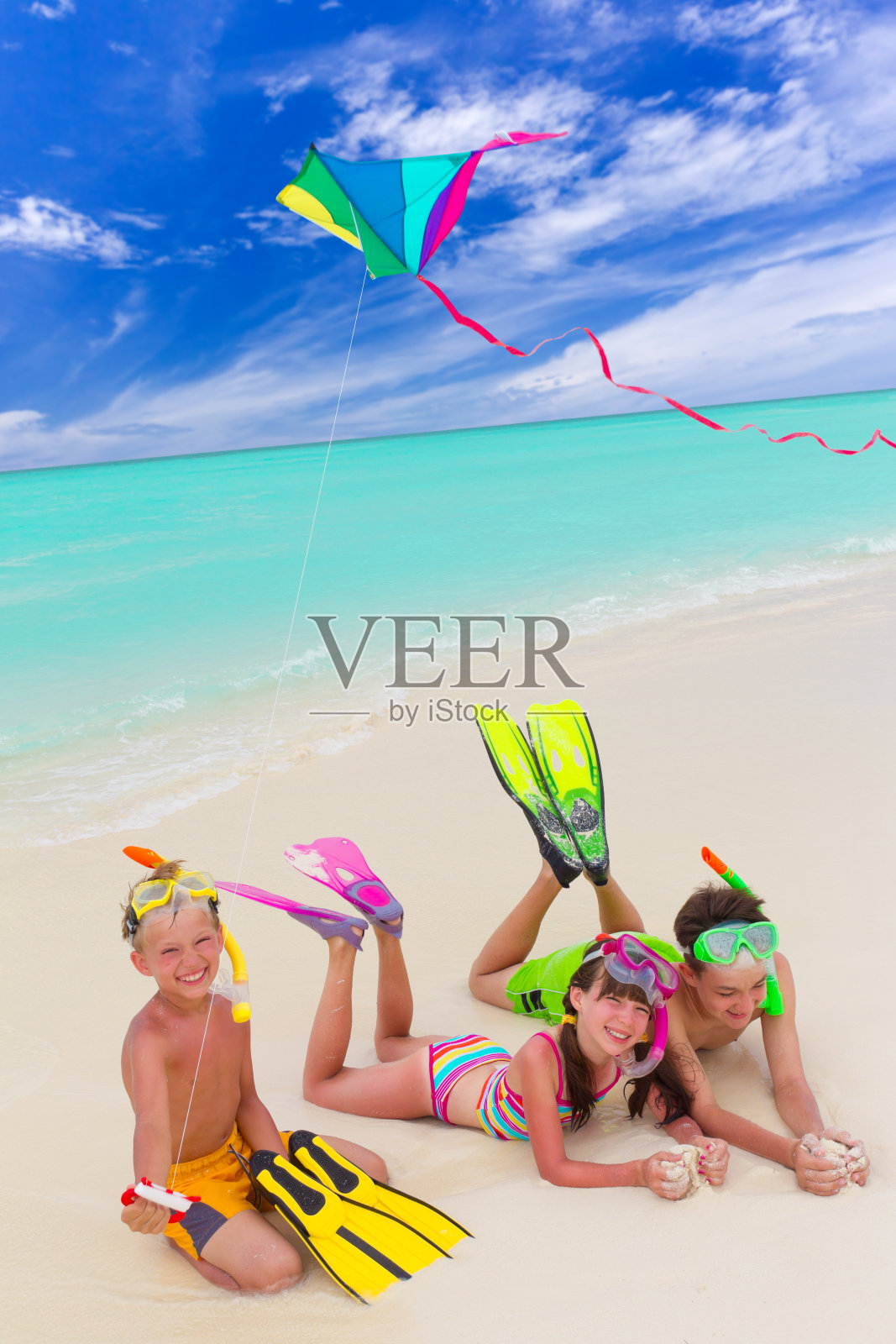 放松孩子照片摄影图片