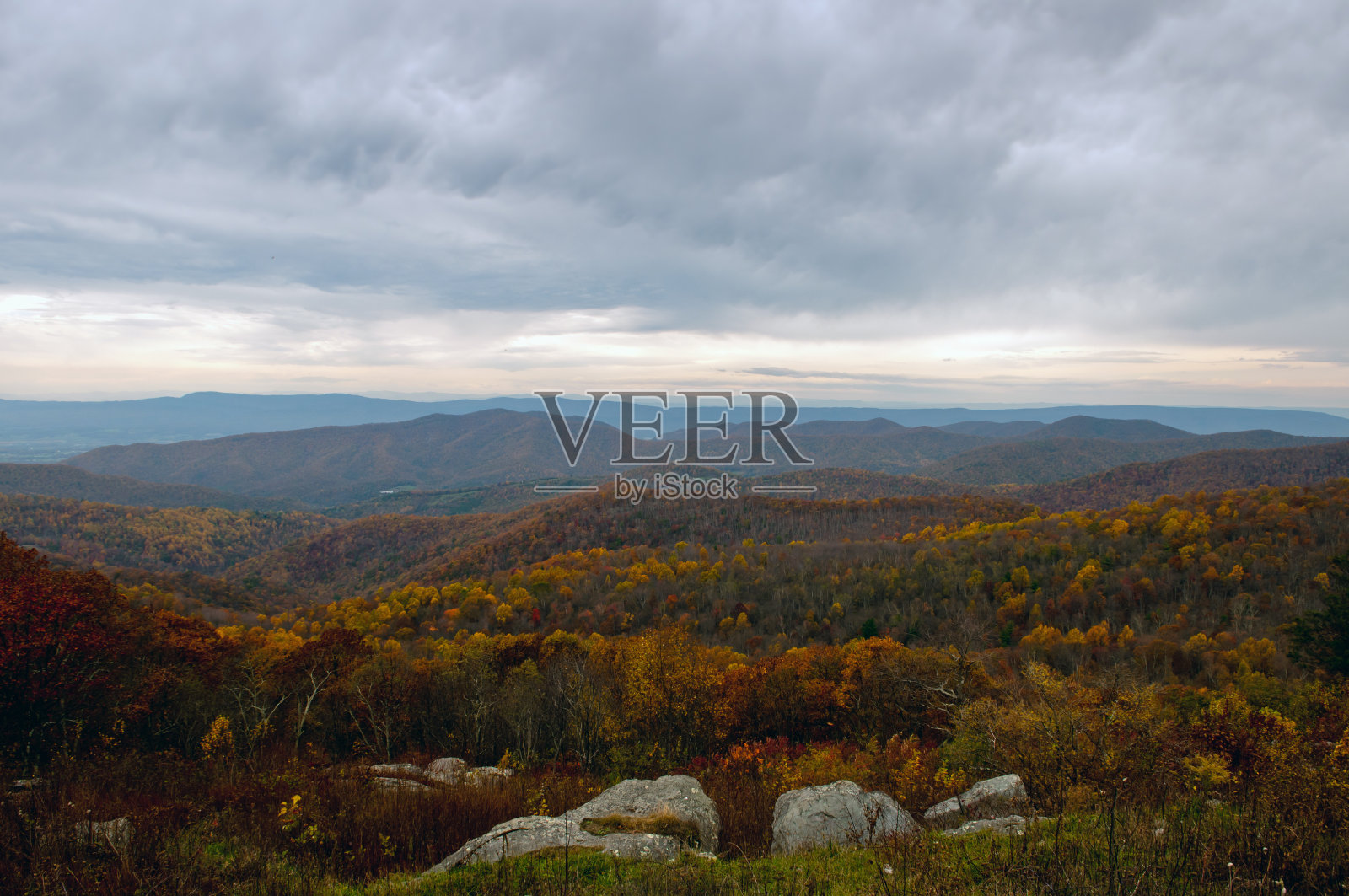 秋天,蓝脊照片摄影图片