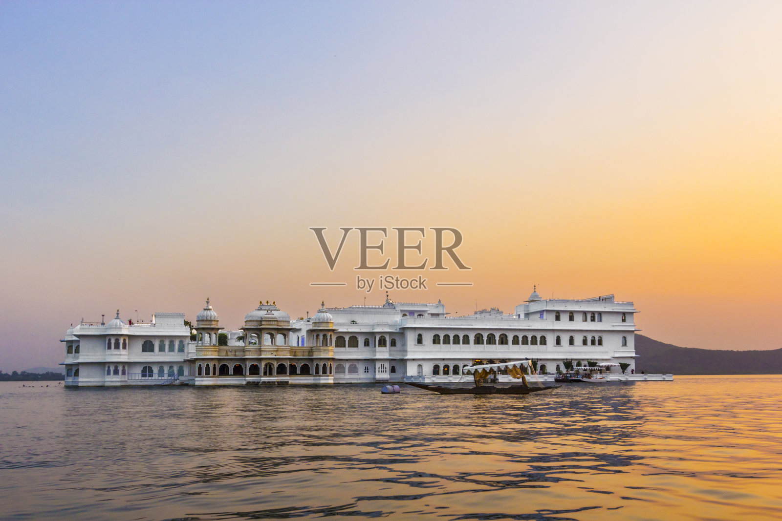 拉贾斯坦邦乌代普尔湖宫照片摄影图片