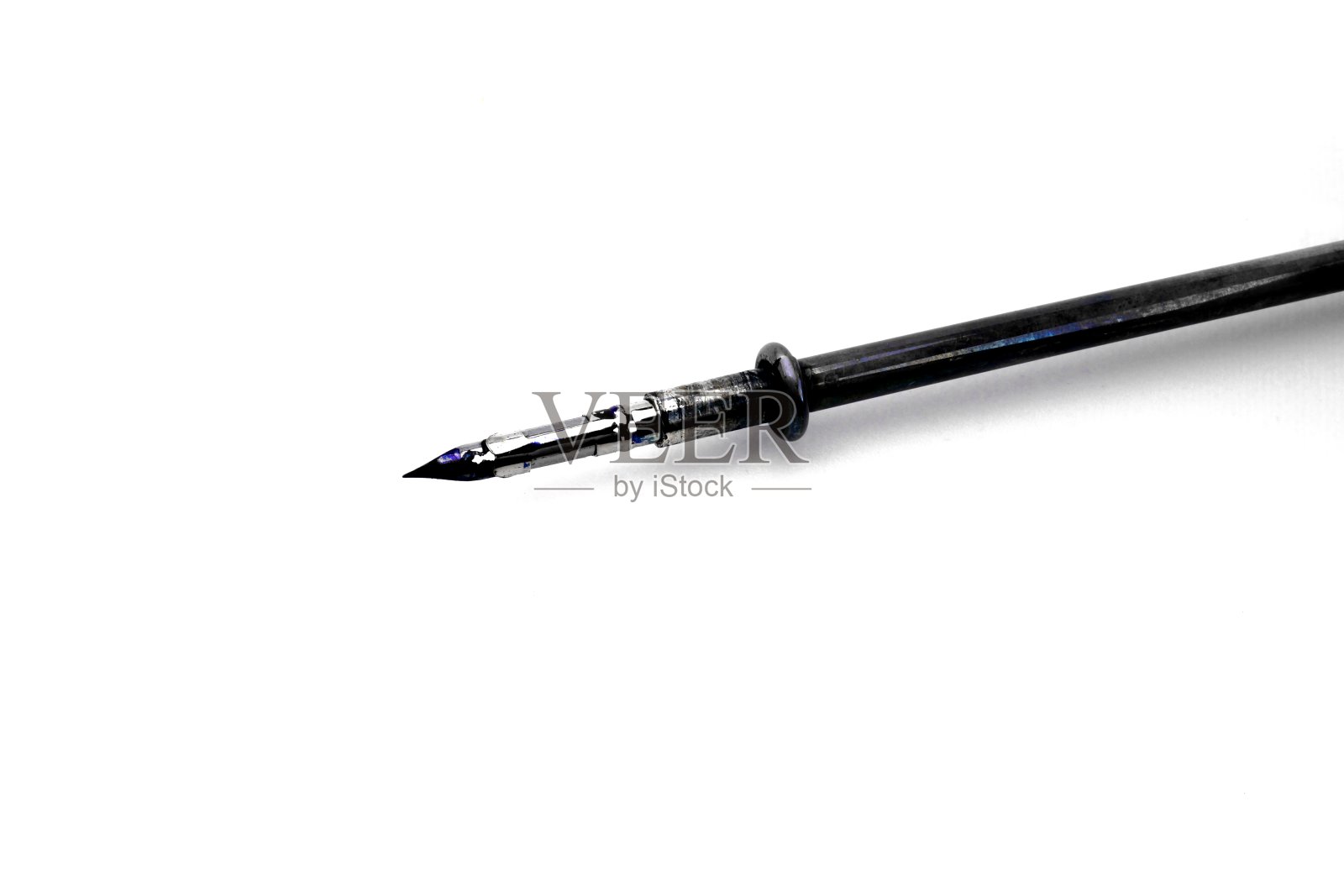 鹅毛笔和墨水池照片摄影图片