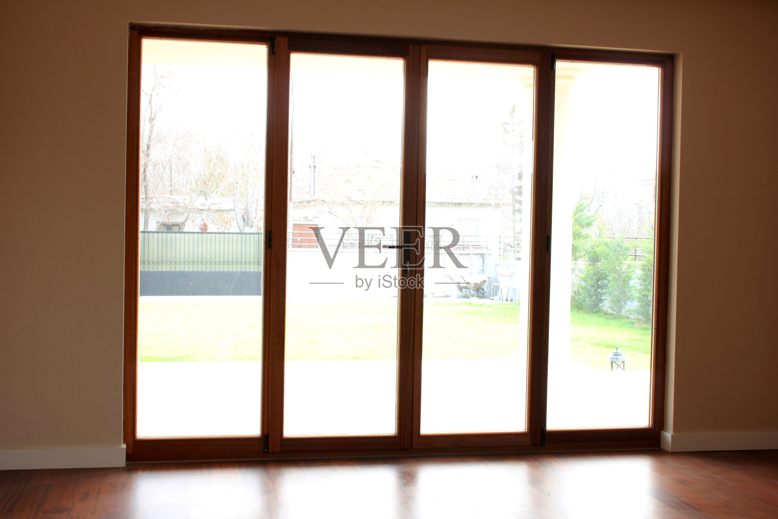 木门照片摄影图片