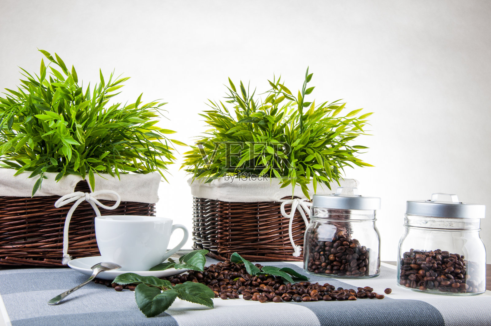 咖啡和餐桌的家庭概念照片摄影图片