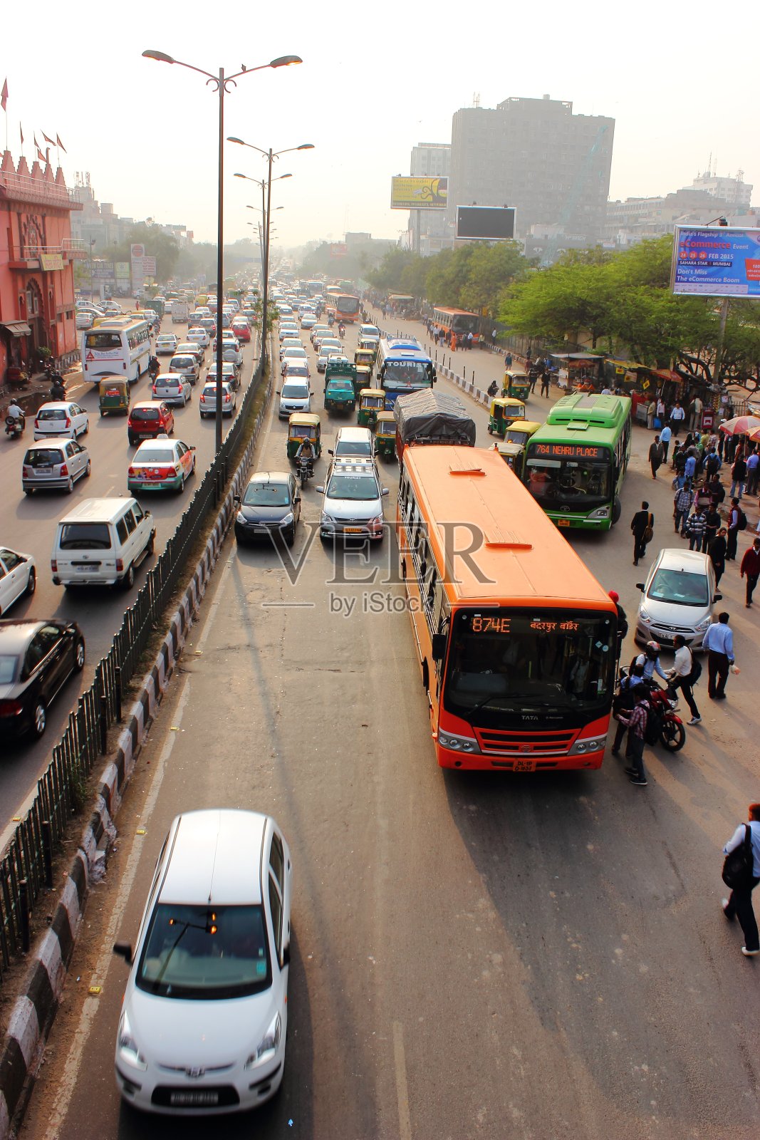印度新德里的城市交通照片摄影图片