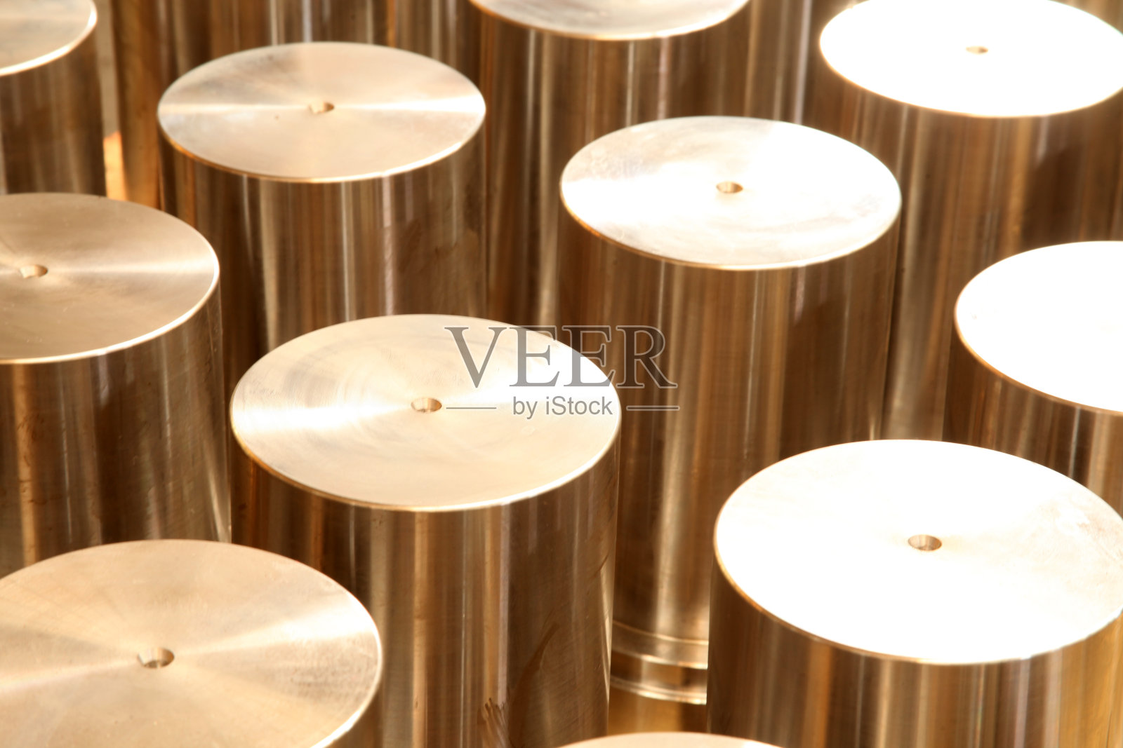 油缸照片摄影图片