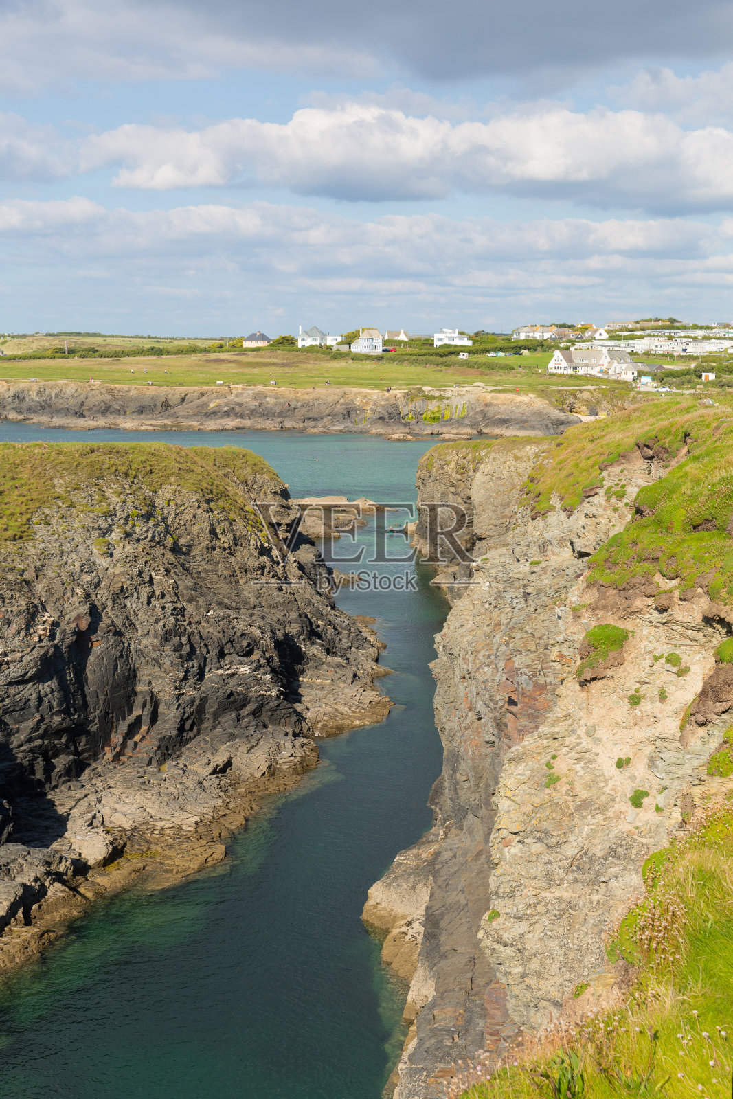 英国康沃尔郡北部的特里亚农湾照片摄影图片