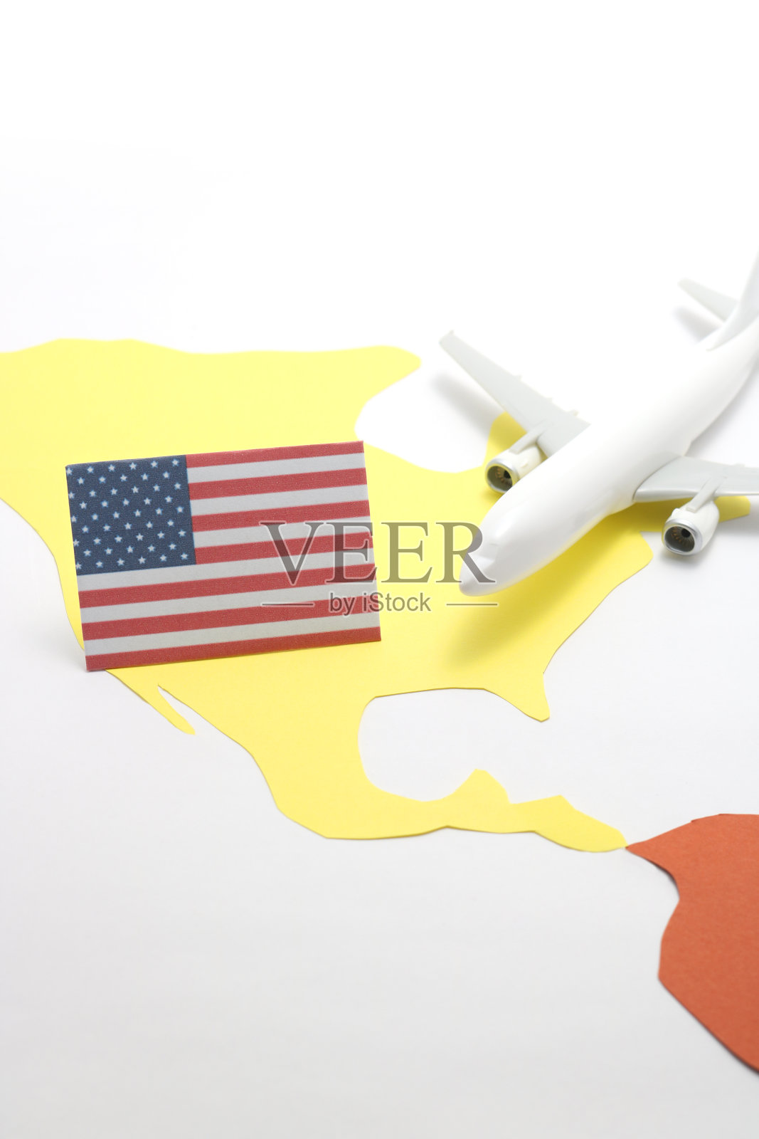 乘飞机去美国旅行。照片摄影图片