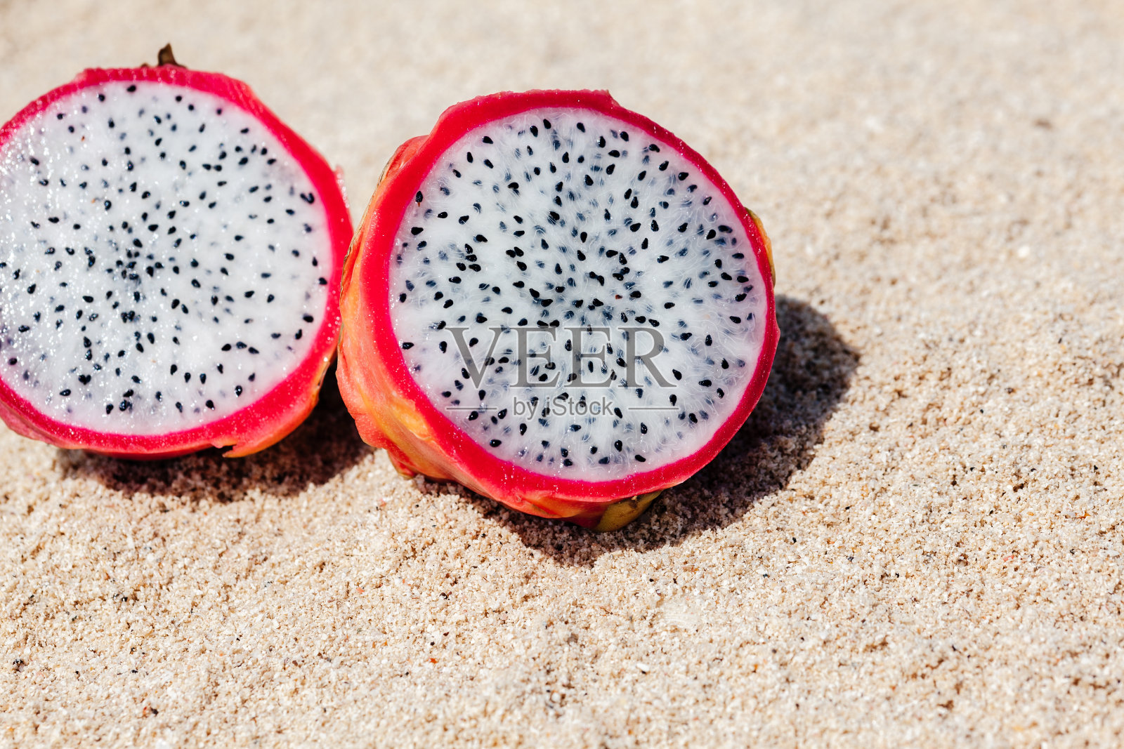 两个火龙果的宏照片摄影图片