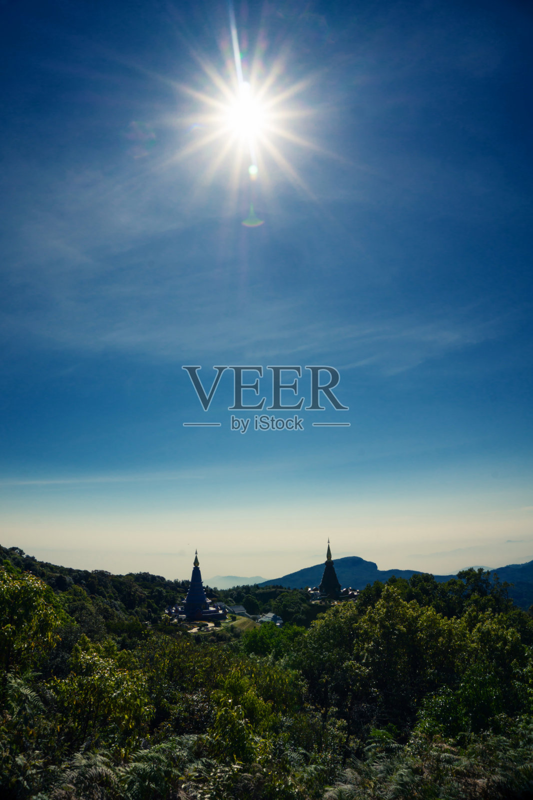 莱里克斯宝塔照片摄影图片