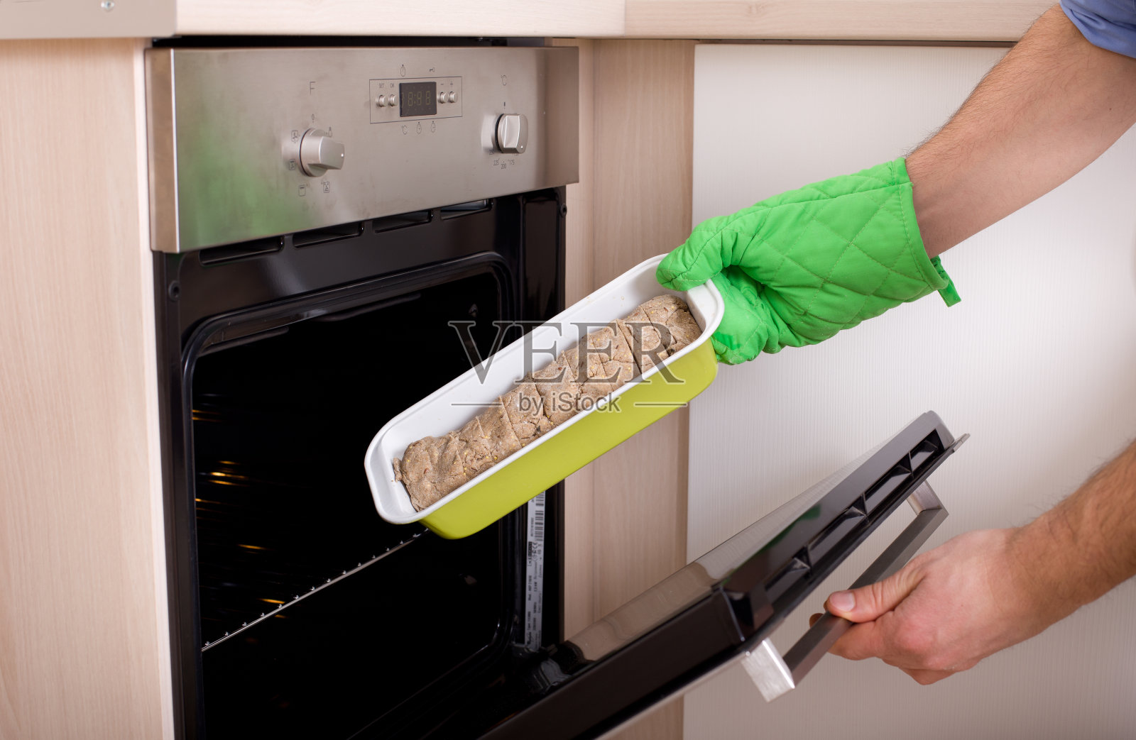 烘焙自制的面包照片摄影图片