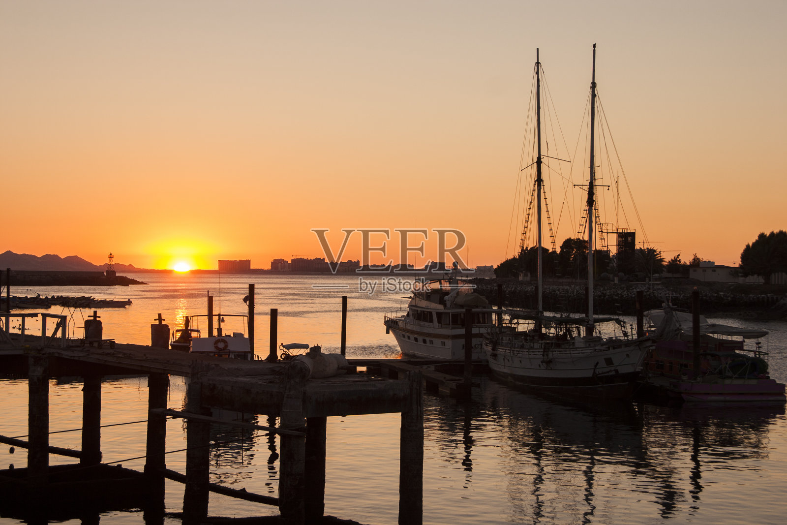 Suset and Boats, Puerto Peñasco。照片摄影图片