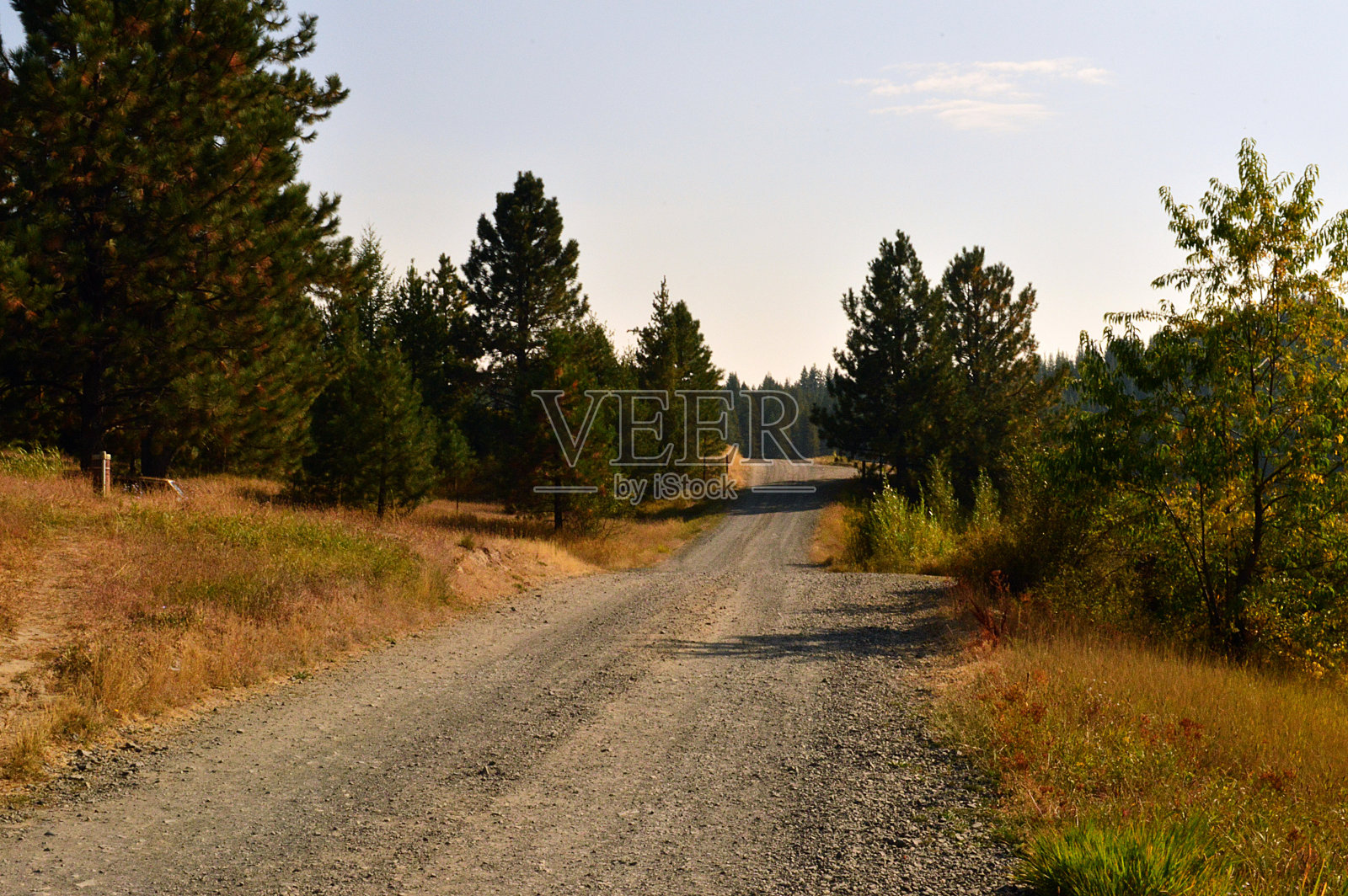 砾石乡间小路照片摄影图片