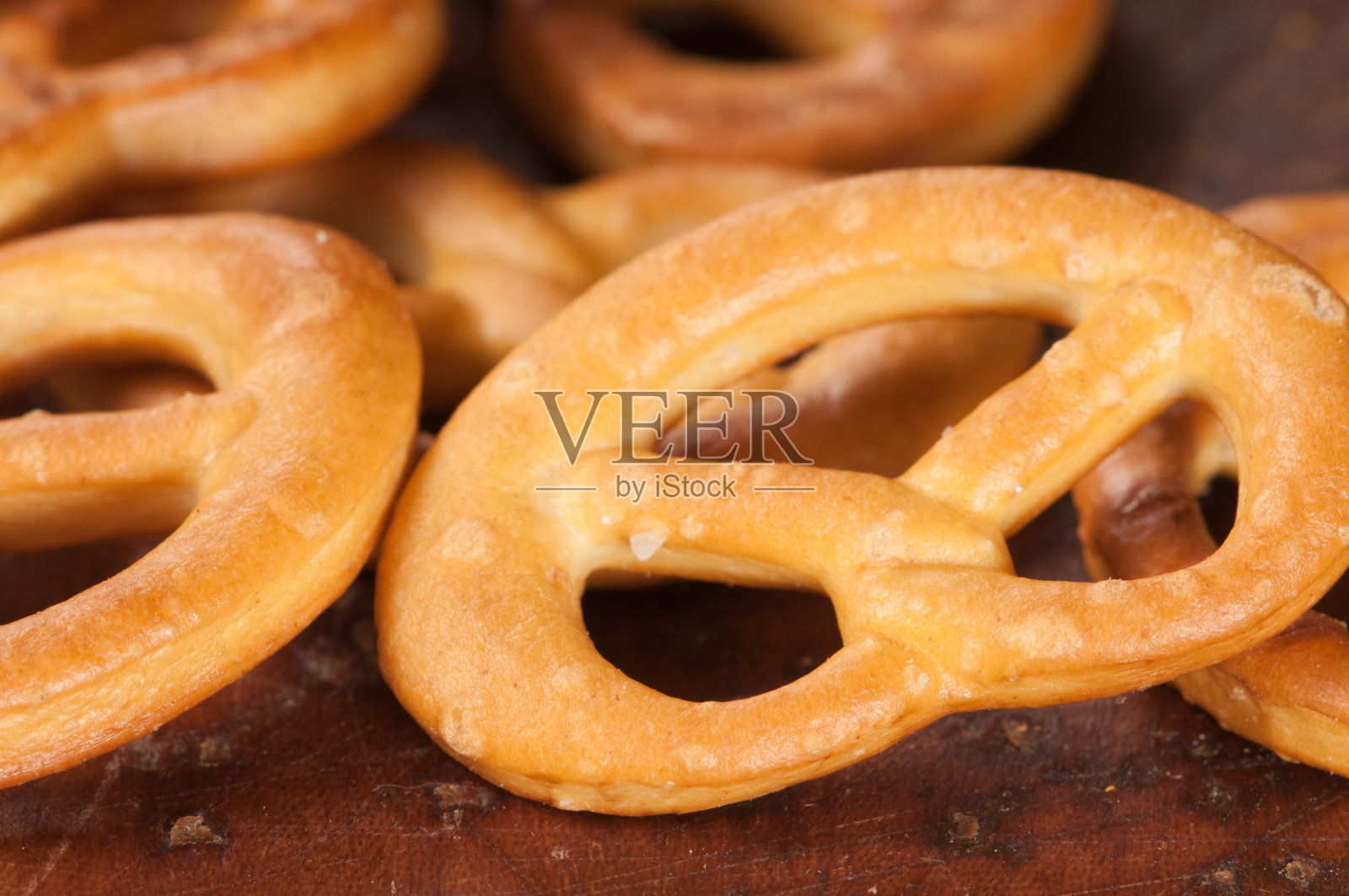 几个薄饼用盐照片摄影图片