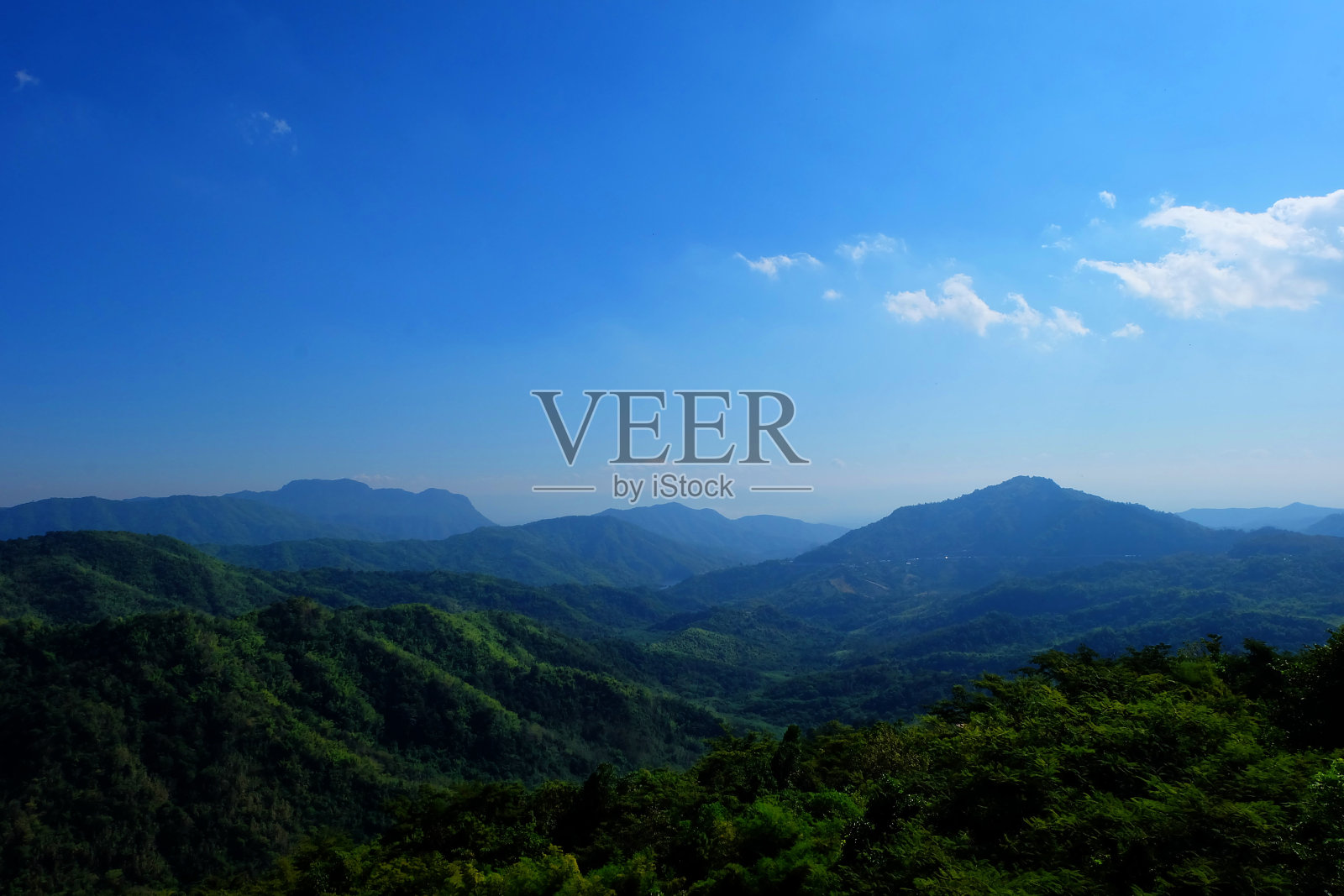 美丽的热带山地景观照片摄影图片