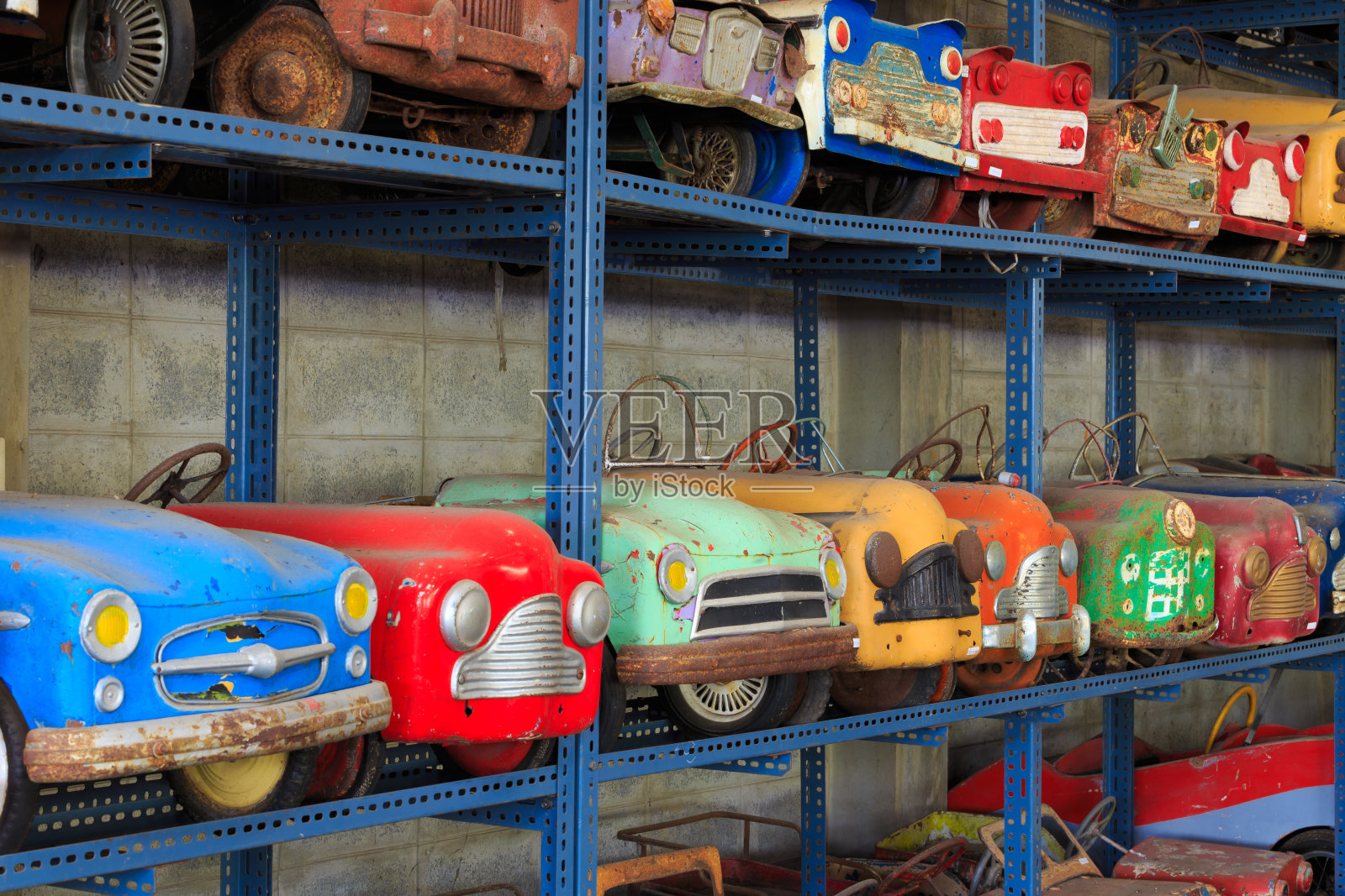 复古推汽车照片摄影图片