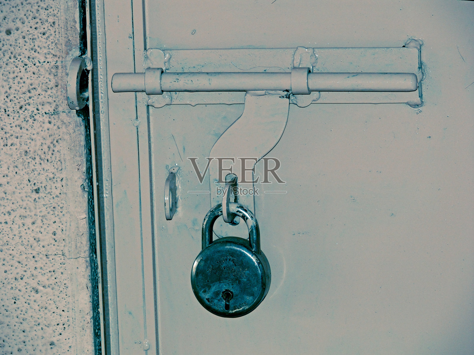 锁着的门照片摄影图片