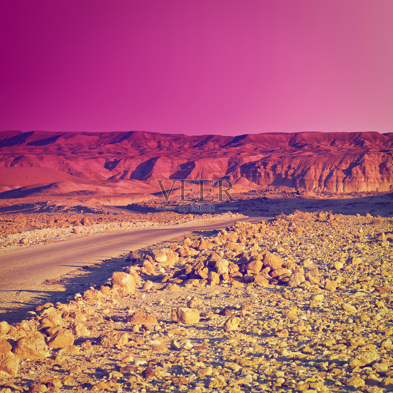 路在沙漠照片摄影图片