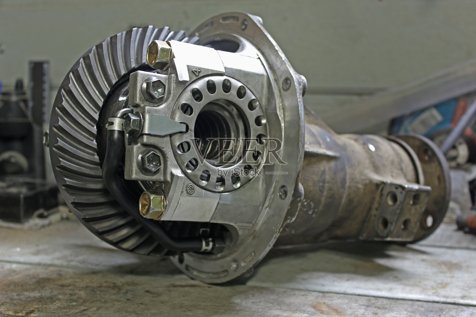 前减速器从一辆日本汽车照片摄影图片