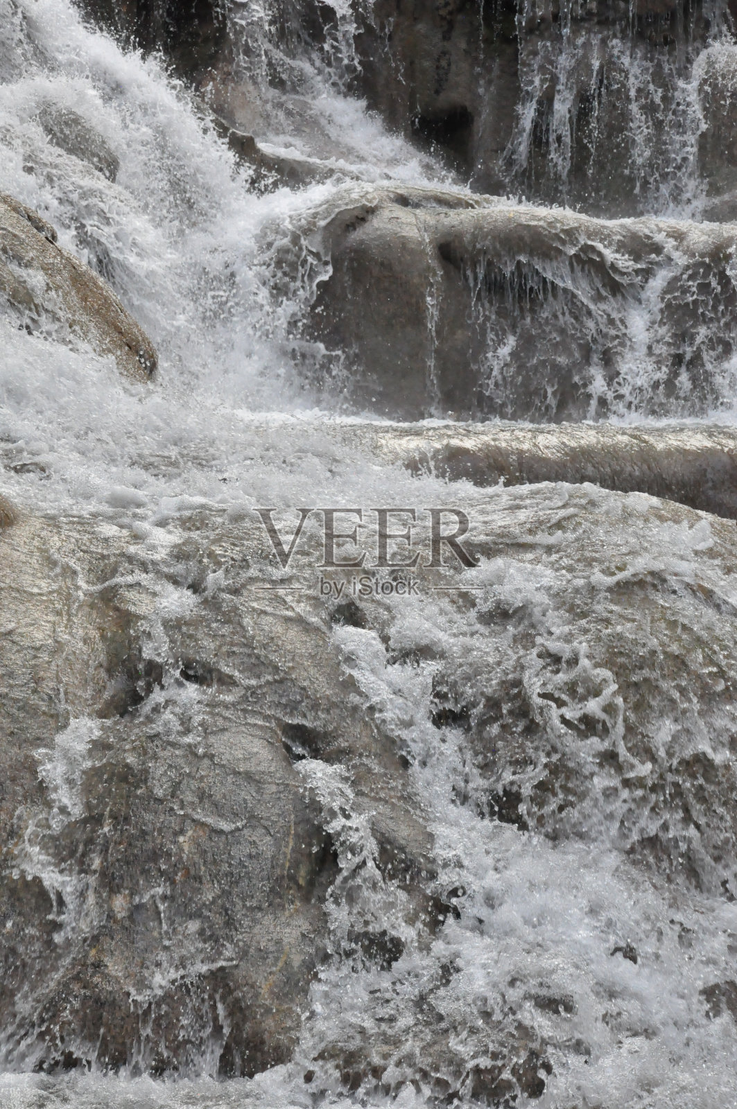 牙买加奥乔里奥斯的邓恩斯河瀑布照片摄影图片