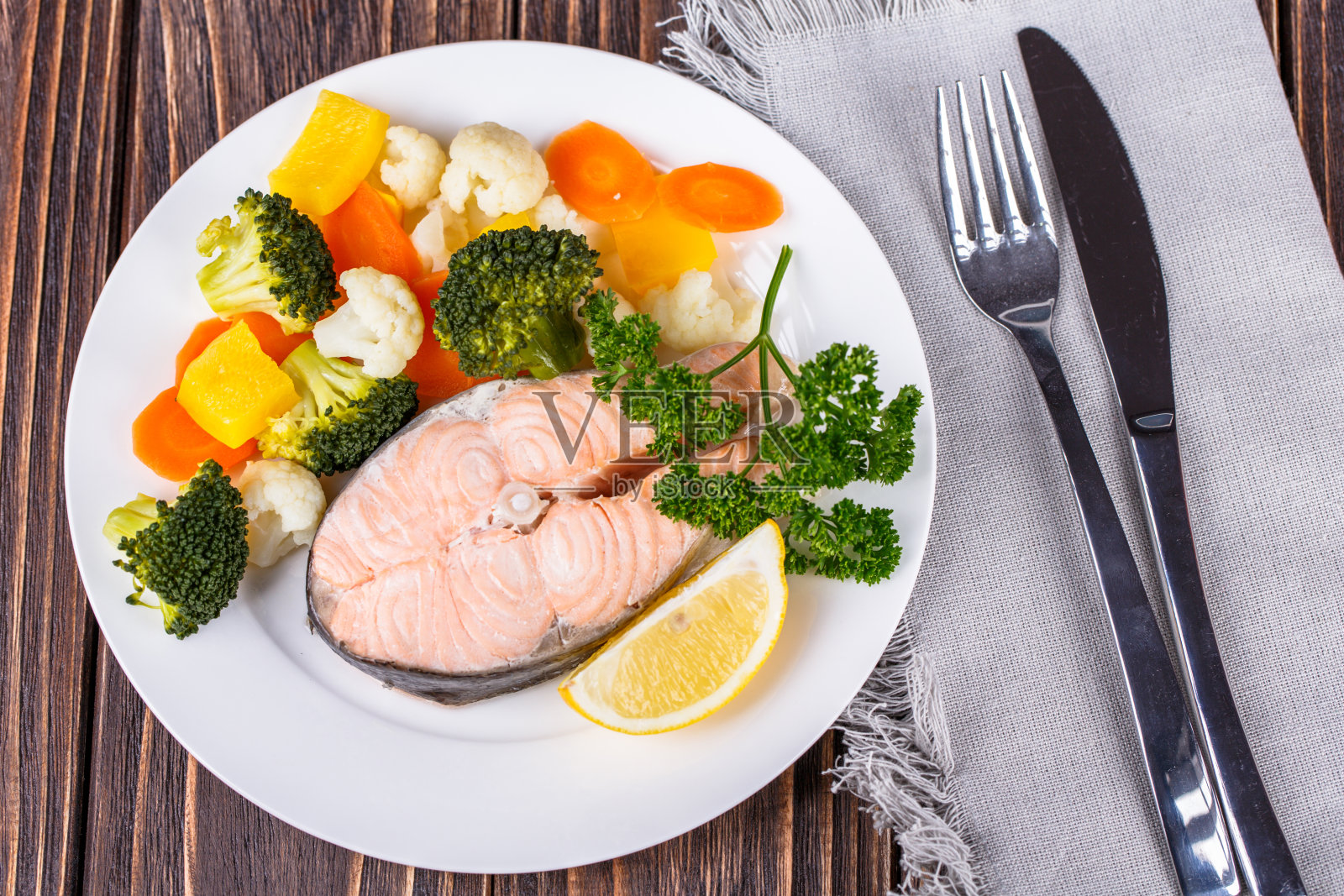 清蒸鲑鱼照片摄影图片