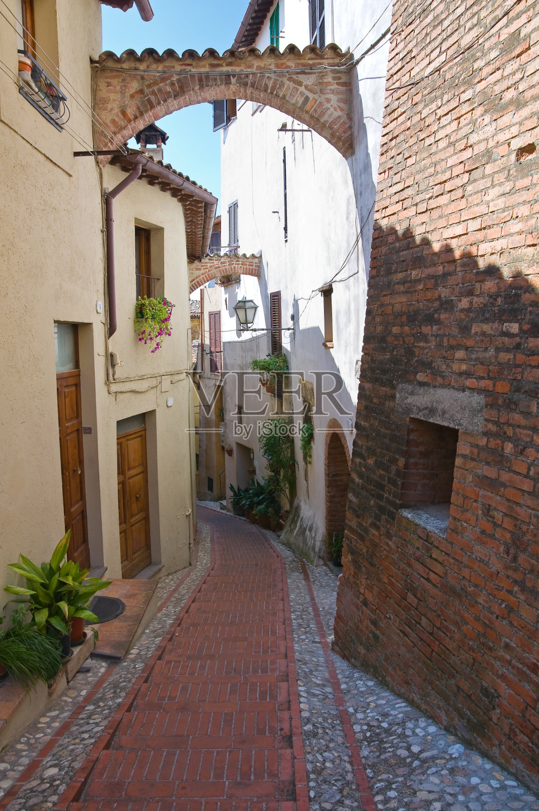 小巷。圣双子座。翁布里亚。意大利。照片摄影图片