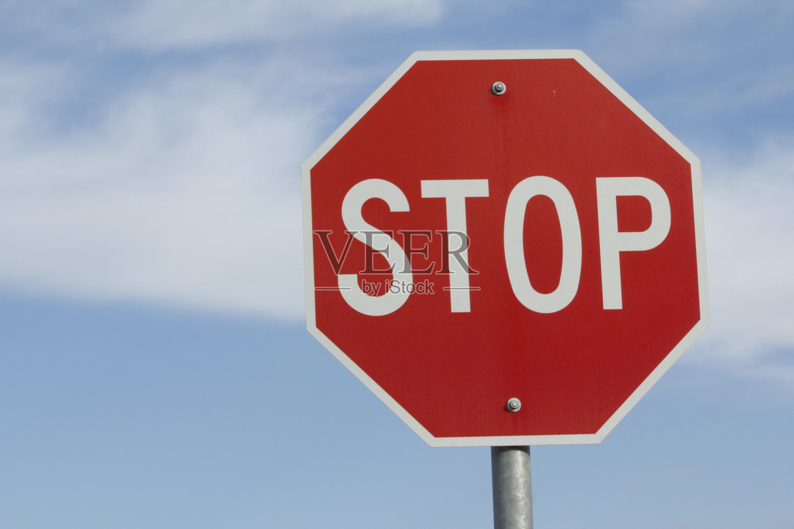 停车标志和蓝天照片摄影图片