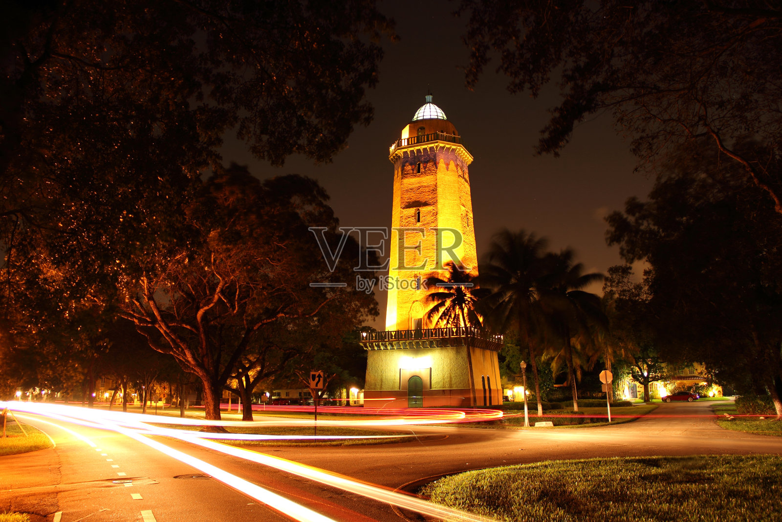 老阿尔罕布拉水塔照片摄影图片