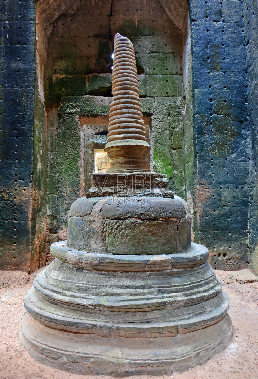 暹粒Banteay Kdei寺内的佛塔。照片摄影图片