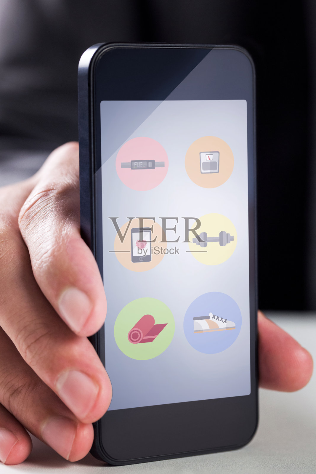 商人使用智能手机的合成图像照片摄影图片