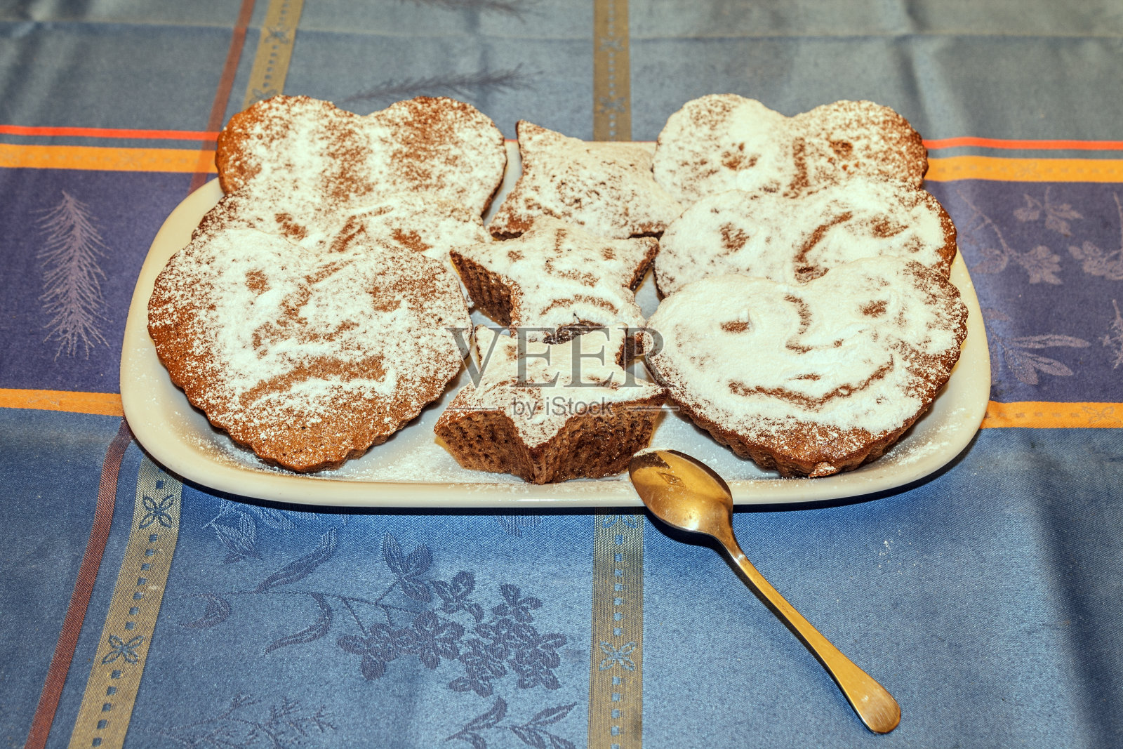 心型饼干加糖霜照片摄影图片