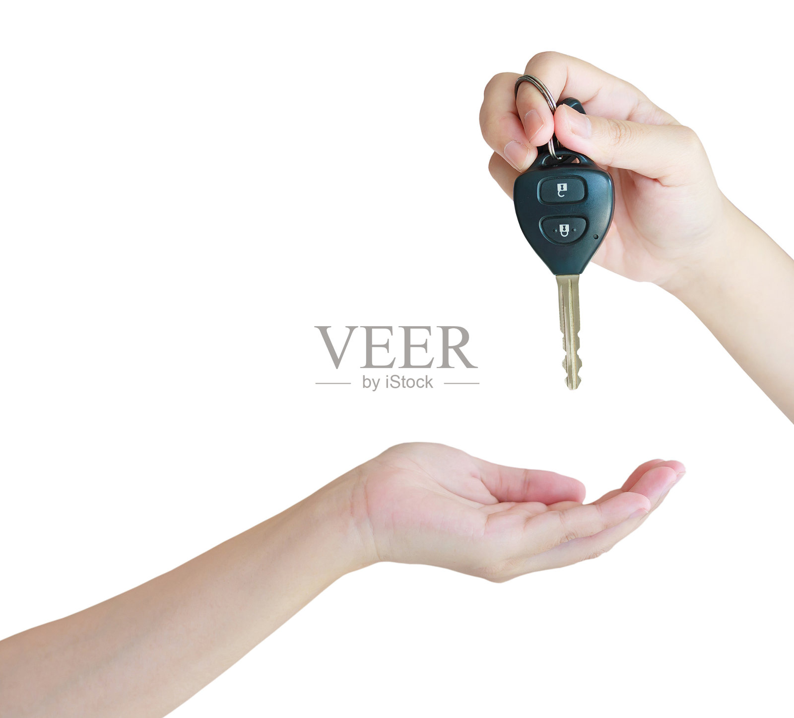 一只手把车钥匙交给另一只手照片摄影图片