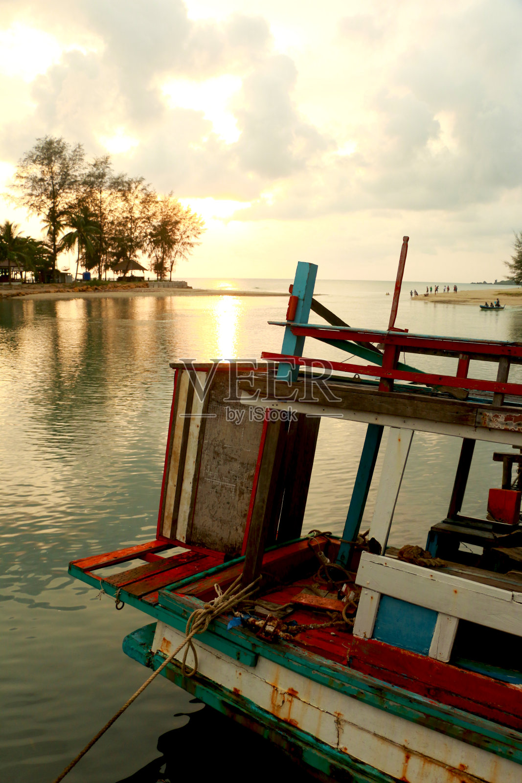 渔船照片摄影图片