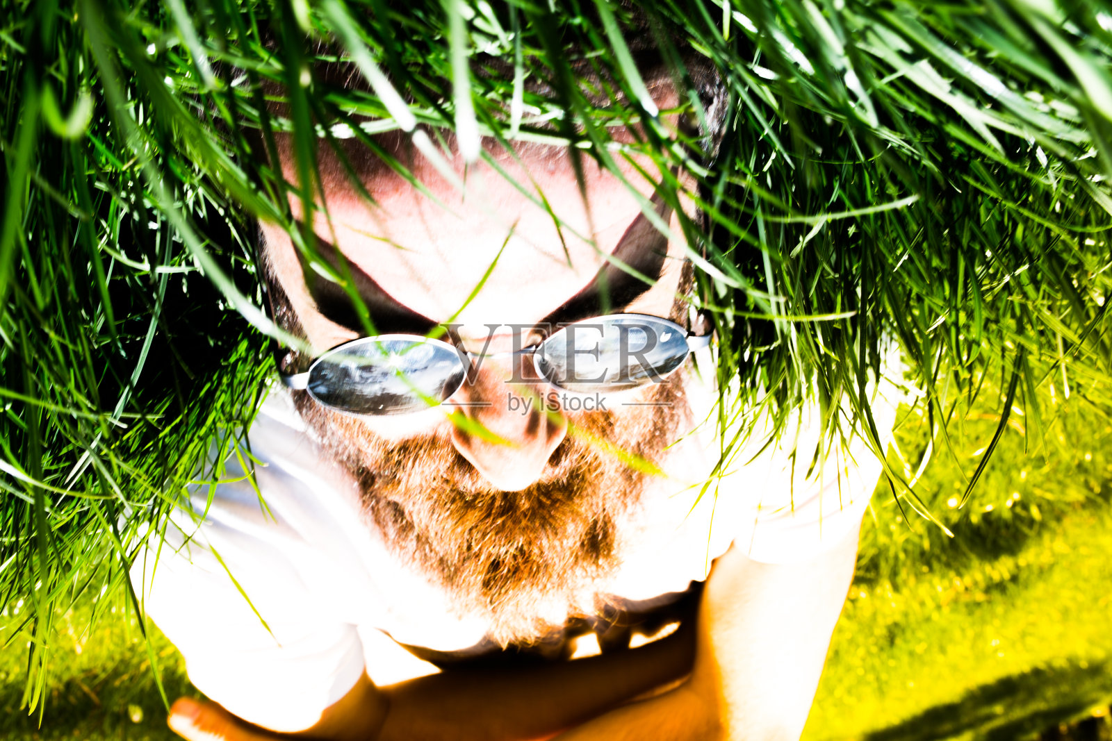 废弃的人照片摄影图片