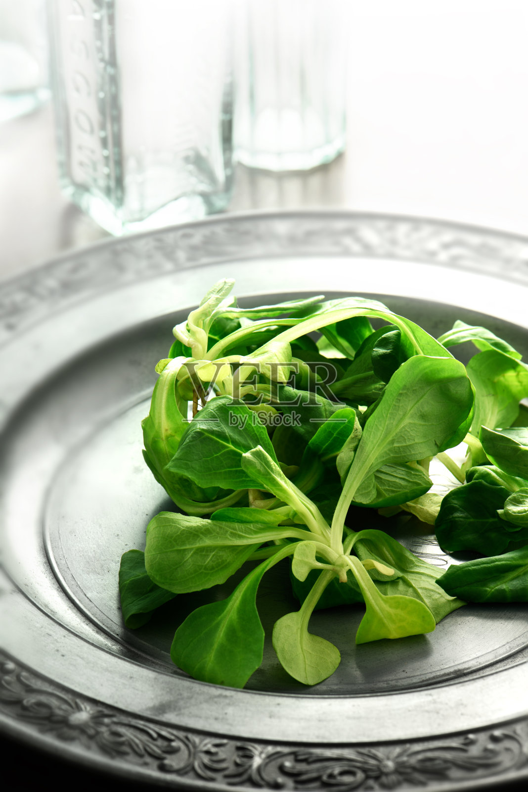 羔羊生菜沙拉照片摄影图片