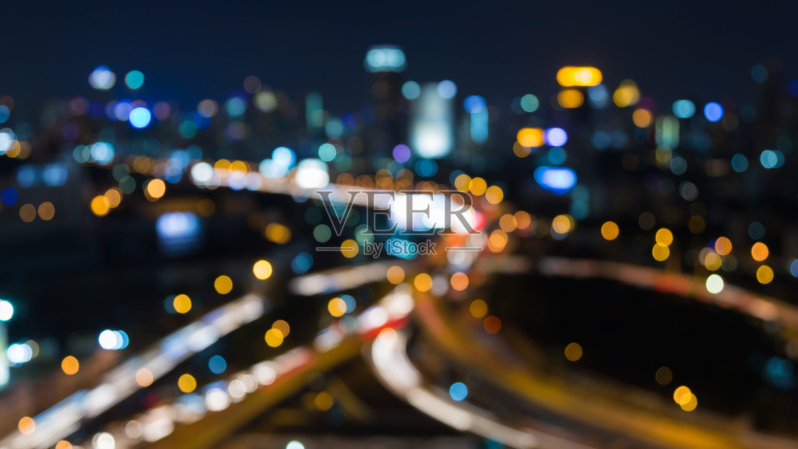 鸟瞰图模糊了散景与光城互换照片摄影图片