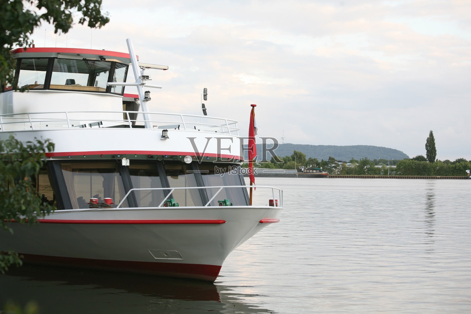 内河船只照片摄影图片