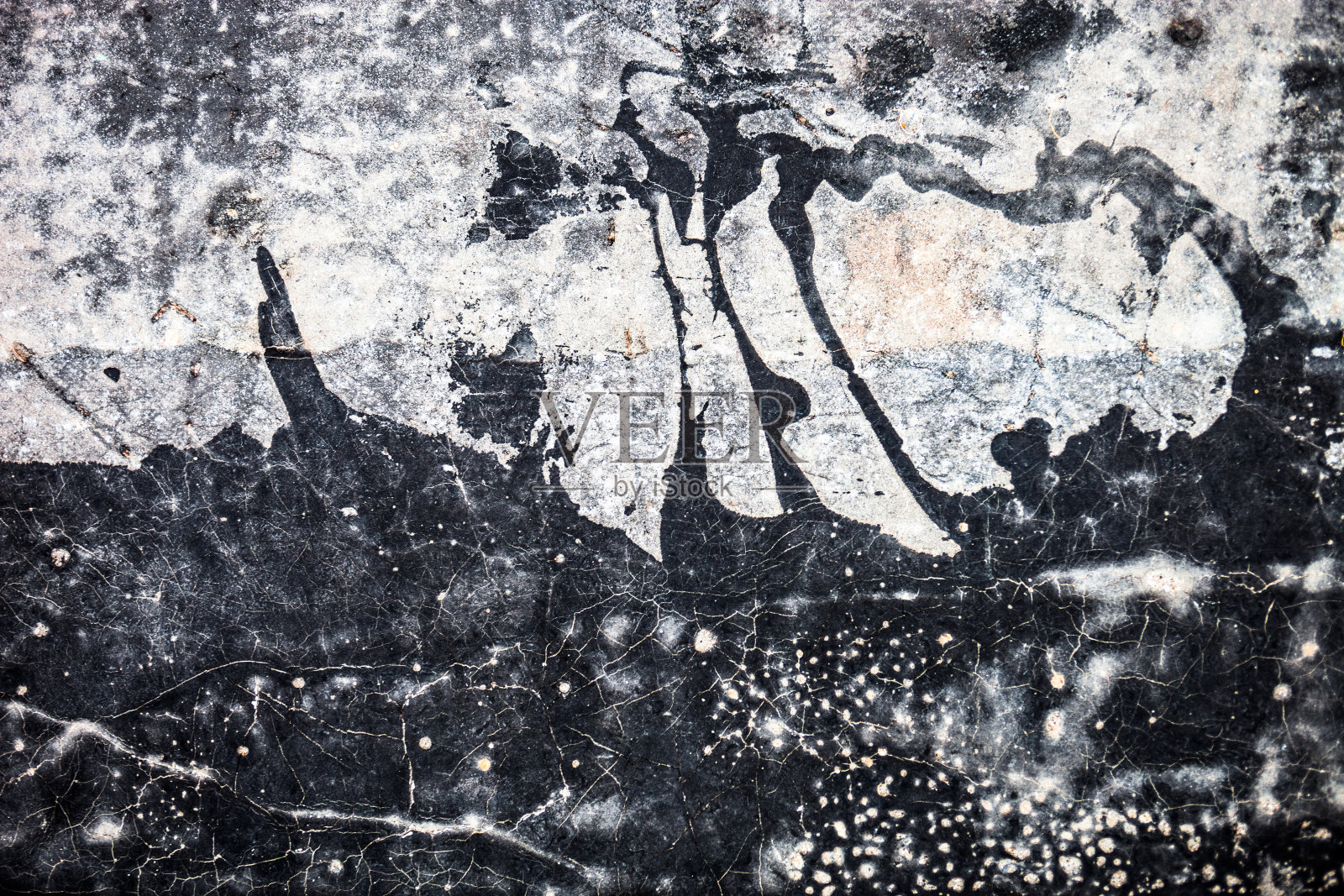 混凝土表面沾有黑色煤焦油照片摄影图片