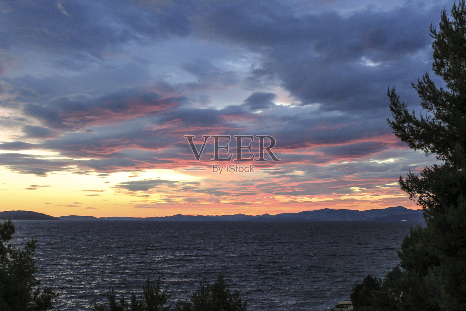 亚德里亚的浪漫日落照片摄影图片