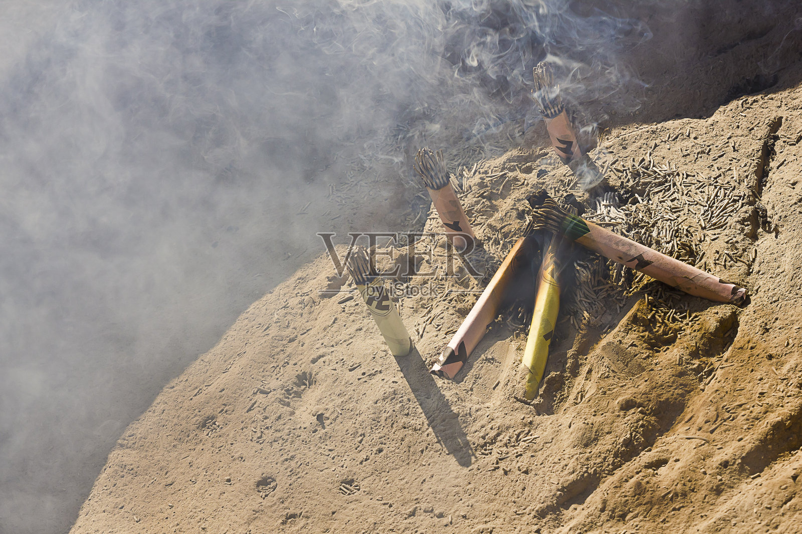 神道教吸烟耀斑照片摄影图片