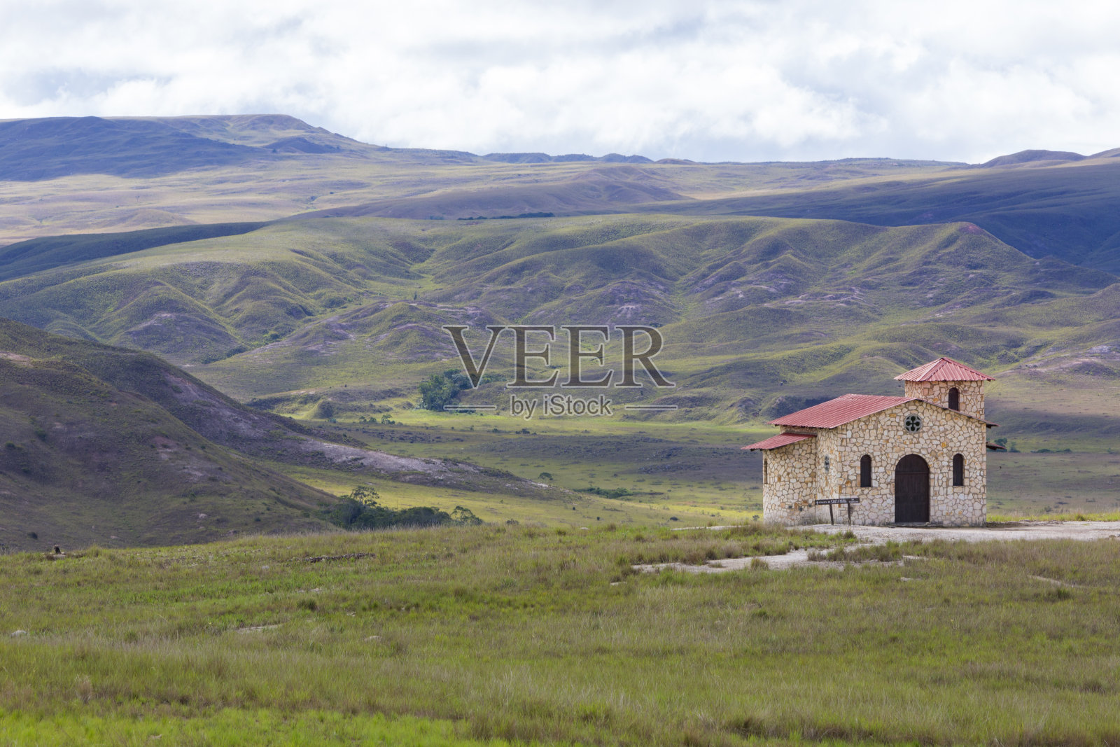 罗赖马特普伊附近的老教堂 - 委内瑞拉照片摄影图片