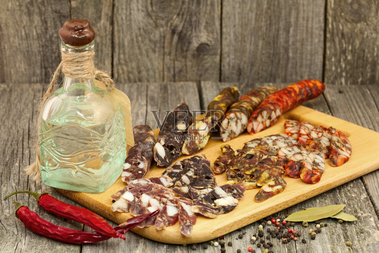 干切香肠照片摄影图片