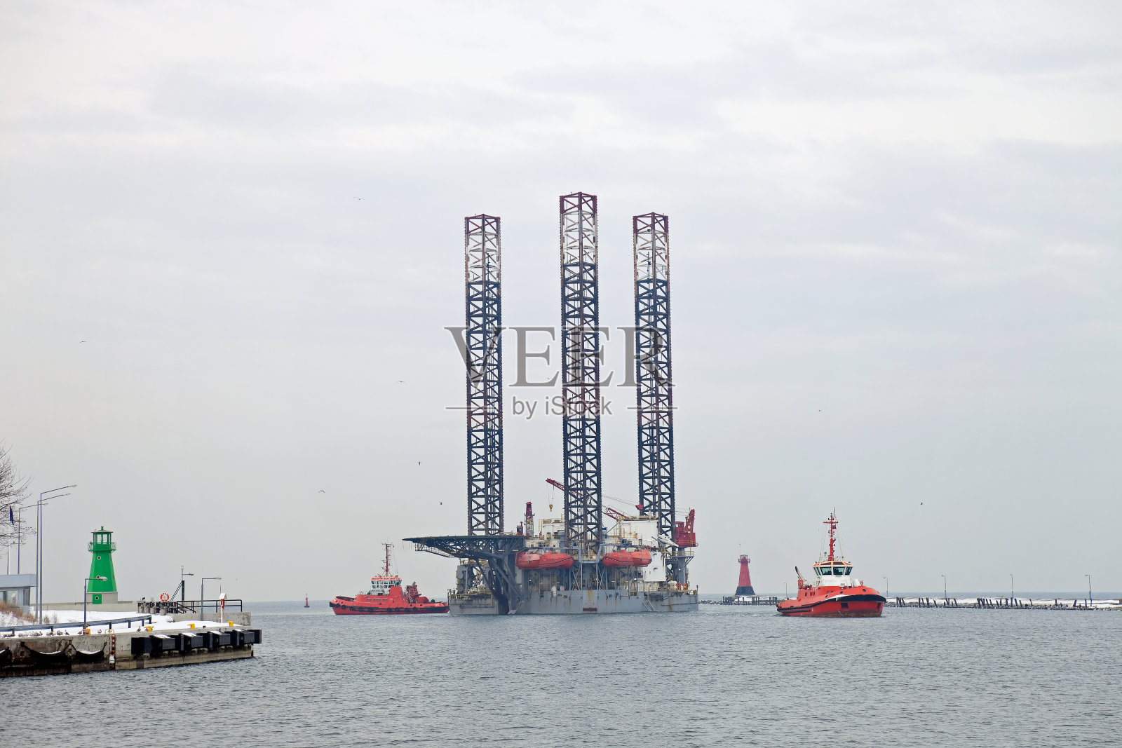 港内拖曳平台照片摄影图片