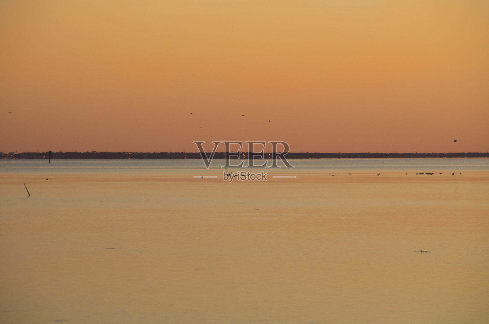 接近晚上照片摄影图片